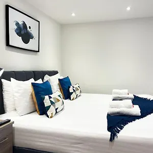 Apartment Modern Studio In Centre, Southampton