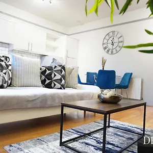 Apartment Big Luxury Town House Near Centre, Southampton